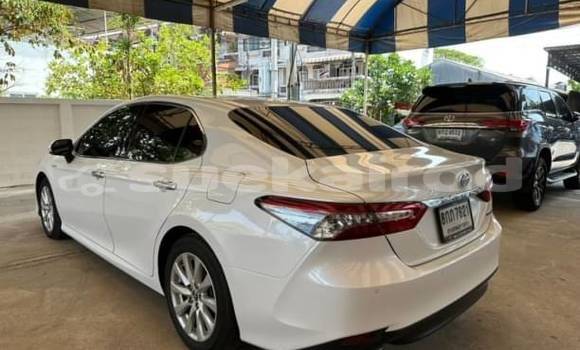 Buy Used Toyota Camry White Car in Bangkok in Bangkok Buy Used Toyota Camry White Car in Bangkok in Bangkok
