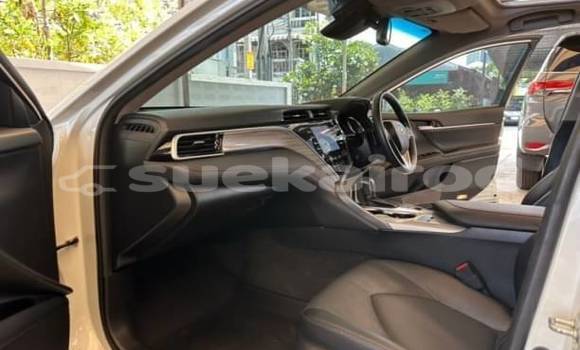 Buy Used Toyota Camry White Car in Bangkok in Bangkok Buy Used Toyota Camry White Car in Bangkok in Bangkok