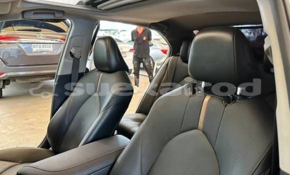 Buy Used Toyota Camry White Car in Bangkok in Bangkok Buy Used Toyota Camry White Car in Bangkok in Bangkok