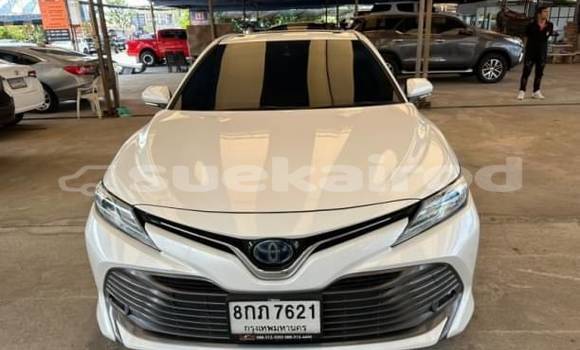 Buy Used Toyota Camry White Car in Bangkok in Bangkok Buy Used Toyota Camry White Car in Bangkok in Bangkok