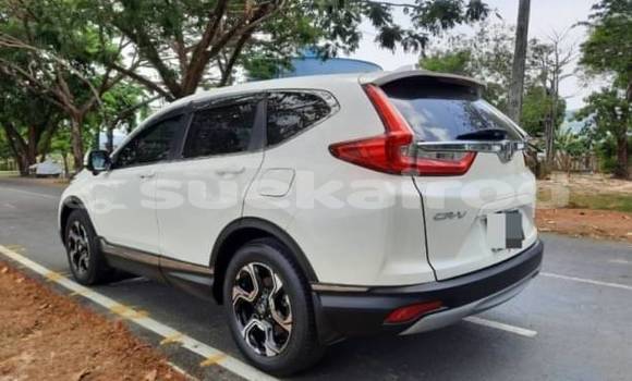 Buy Used Honda CR-V White Car in Bangkok in Bangkok Buy Used Honda CR-V White Car in Bangkok in Bangkok