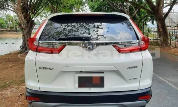 Buy Used Honda CR-V White Car in Bangkok in Bangkok Buy Used Honda CR-V White Car in Bangkok in Bangkok
