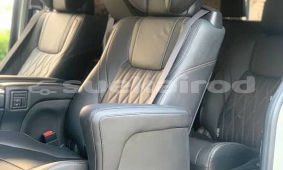 Buy Used Toyota Crown Majesta White Car in Bangkok in Bangkok Buy Used Toyota Crown Majesta White Car in Bangkok in Bangkok