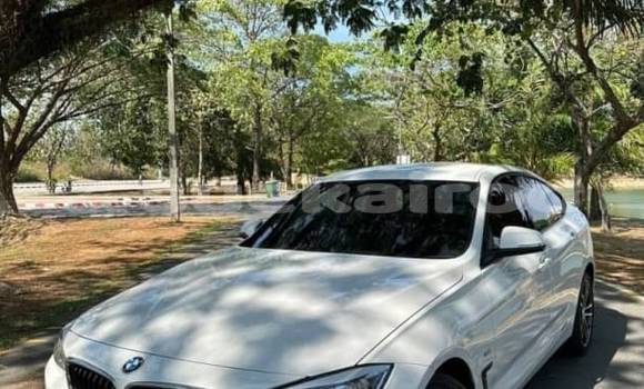 Buy Used BMW 3–Series White Car in Bangkok in Bangkok