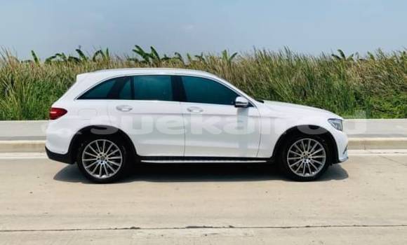 Buy Used Mercedes-Benz GLC 250D White Car in Bangkok in Bangkok Buy Used Mercedes-Benz GLC 250D White Car in Bangkok in Bangkok