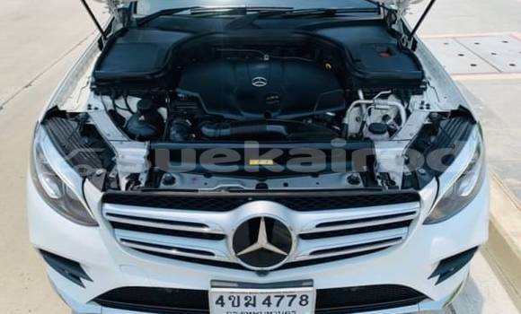 Buy Used Mercedes-Benz GLC 250D White Car in Bangkok in Bangkok Buy Used Mercedes-Benz GLC 250D White Car in Bangkok in Bangkok
