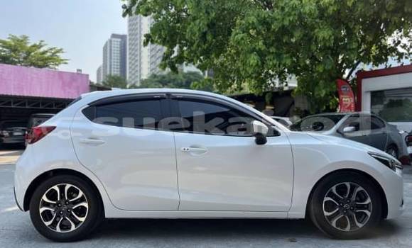 Buy Used Mazda 2 White Car in Bangkok in Bangkok Buy Used Mazda 2 White Car in Bangkok in Bangkok
