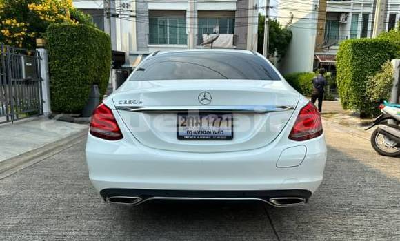 Buy Used Mercedes-Benz C-Classe White Car in Bangkok in Bangkok Buy Used Mercedes-Benz C-Classe White Car in Bangkok in Bangkok