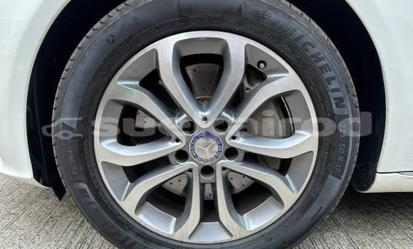 Buy Used Mercedes-Benz C-Classe White Car in Bangkok in Bangkok Buy Used Mercedes-Benz C-Classe White Car in Bangkok in Bangkok
