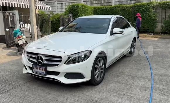 Buy Used Mercedes-Benz C-Classe White Car in Bangkok in Bangkok Buy Used Mercedes-Benz C-Classe White Car in Bangkok in Bangkok