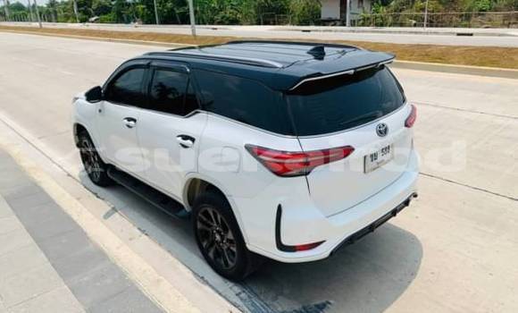 Buy Used Toyota Fortuner White Car in Bangkok in Bangkok Buy Used Toyota Fortuner White Car in Bangkok in Bangkok