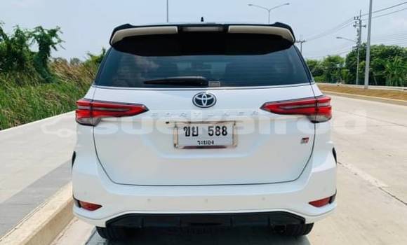 Buy Used Toyota Fortuner White Car in Bangkok in Bangkok Buy Used Toyota Fortuner White Car in Bangkok in Bangkok