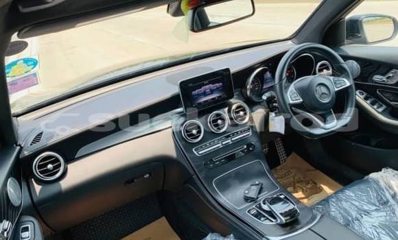 ซื้อ รถมือสอง Mercedes-Benz GLC 250D สีดำ รถยนต์ ใน %{เมือง} ใน กรุงเทพมหานคร ซื้อ รถมือสอง Mercedes-Benz GLC 250D สีดำ รถยนต์ ใน %{เมือง} ใน กรุงเทพมหานคร