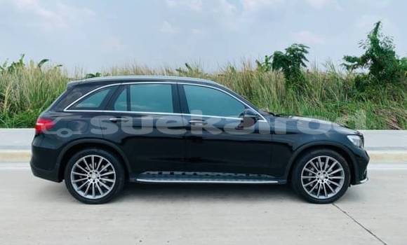 ซื้อ รถมือสอง Mercedes-Benz GLC 250D สีดำ รถยนต์ ใน %{เมือง} ใน กรุงเทพมหานคร ซื้อ รถมือสอง Mercedes-Benz GLC 250D สีดำ รถยนต์ ใน %{เมือง} ใน กรุงเทพมหานคร