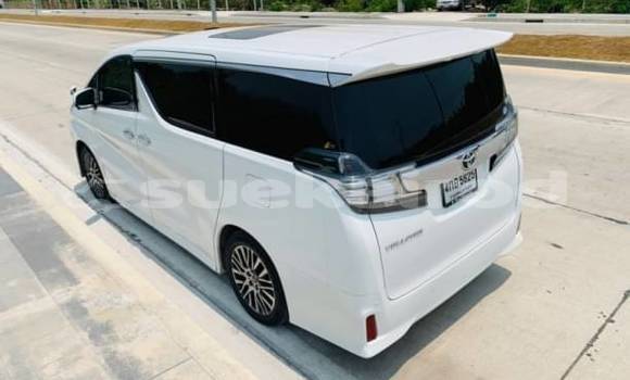 ซื้อ รถมือสอง Toyota Vellfire ขาว รถยนต์ ใน %{เมือง} ใน กรุงเทพมหานคร ซื้อ รถมือสอง Toyota Vellfire ขาว รถยนต์ ใน %{เมือง} ใน กรุงเทพมหานคร