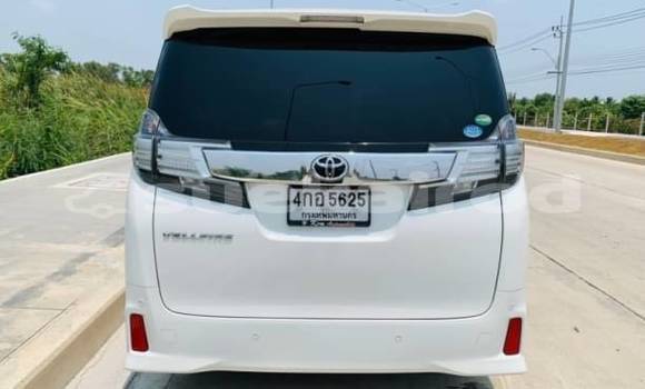 ซื้อ รถมือสอง Toyota Vellfire ขาว รถยนต์ ใน %{เมือง} ใน กรุงเทพมหานคร ซื้อ รถมือสอง Toyota Vellfire ขาว รถยนต์ ใน %{เมือง} ใน กรุงเทพมหานคร
