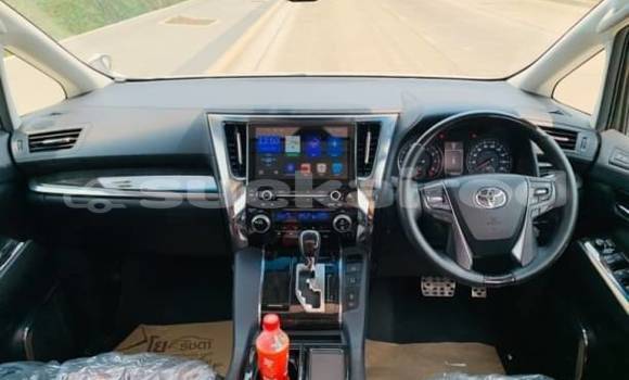 ซื้อ รถมือสอง Toyota Vellfire ขาว รถยนต์ ใน %{เมือง} ใน กรุงเทพมหานคร ซื้อ รถมือสอง Toyota Vellfire ขาว รถยนต์ ใน %{เมือง} ใน กรุงเทพมหานคร