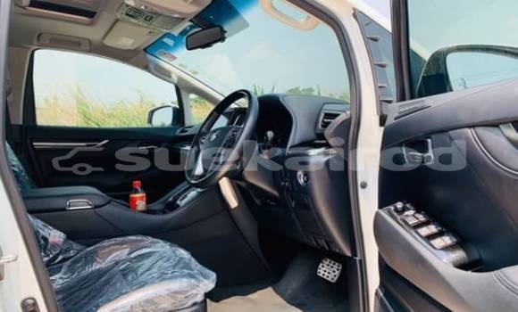 ซื้อ รถมือสอง Toyota Vellfire ขาว รถยนต์ ใน %{เมือง} ใน กรุงเทพมหานคร ซื้อ รถมือสอง Toyota Vellfire ขาว รถยนต์ ใน %{เมือง} ใน กรุงเทพมหานคร