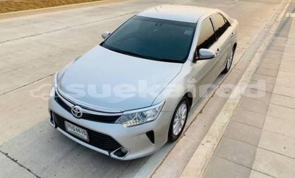 ซื้อ รถมือสอง Toyota Camry อื่น ๆ รถยนต์ ใน %{เมือง} ใน กรุงเทพมหานคร