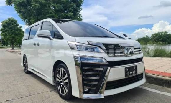 ซื้อ รถมือสอง Toyota Vellfire ขาว รถยนต์ ใน %{เมือง} ใน กรุงเทพมหานคร ซื้อ รถมือสอง Toyota Vellfire ขาว รถยนต์ ใน %{เมือง} ใน กรุงเทพมหานคร