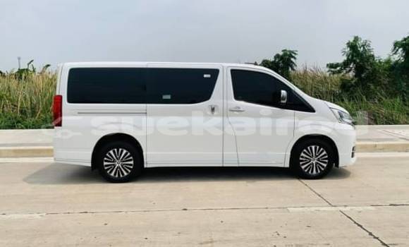 ซื้อ รถมือสอง Toyota Crown Majesta ขาว รถยนต์ ใน %{เมือง} ใน กรุงเทพมหานคร ซื้อ รถมือสอง Toyota Crown Majesta ขาว รถยนต์ ใน %{เมือง} ใน กรุงเทพมหานคร