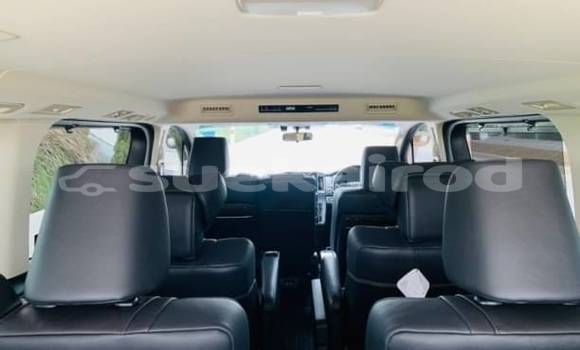 ซื้อ รถมือสอง Toyota Crown Majesta ขาว รถยนต์ ใน %{เมือง} ใน กรุงเทพมหานคร ซื้อ รถมือสอง Toyota Crown Majesta ขาว รถยนต์ ใน %{เมือง} ใน กรุงเทพมหานคร