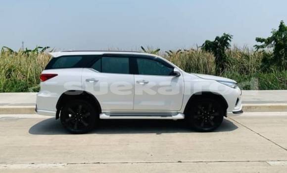 Buy Used Toyota Fortuner White Car in Bangkok in Bangkok Buy Used Toyota Fortuner White Car in Bangkok in Bangkok