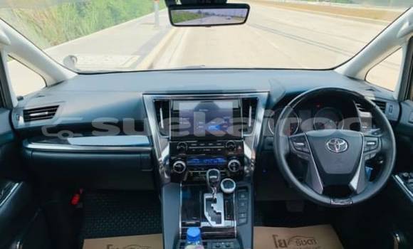 ซื้อ รถมือสอง Toyota Alphard สีดำ รถยนต์ ใน %{เมือง} ใน กรุงเทพมหานคร ซื้อ รถมือสอง Toyota Alphard สีดำ รถยนต์ ใน %{เมือง} ใน กรุงเทพมหานคร