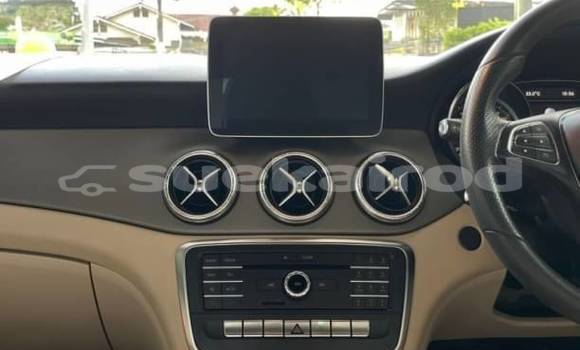 ซื้อ รถมือสอง Mercedes-Benz C-Classe สีดำ รถยนต์ ใน %{เมือง} ใน กรุงเทพมหานคร ซื้อ รถมือสอง Mercedes-Benz C-Classe สีดำ รถยนต์ ใน %{เมือง} ใน กรุงเทพมหานคร