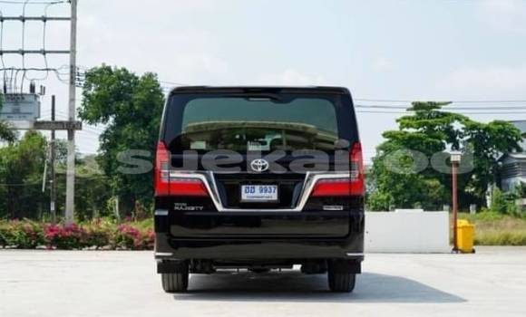 Buy Used Toyota Crown Majesta Black Car in Bangkok in Bangkok Buy Used Toyota Crown Majesta Black Car in Bangkok in Bangkok