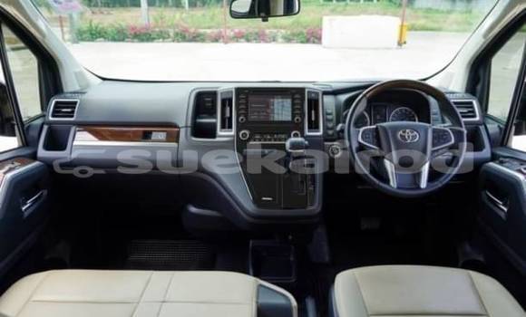 Buy Used Toyota Crown Majesta Black Car in Bangkok in Bangkok Buy Used Toyota Crown Majesta Black Car in Bangkok in Bangkok