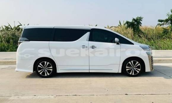 ซื้อ รถมือสอง Toyota Vellfire ขาว รถยนต์ ใน %{เมือง} ใน กรุงเทพมหานคร ซื้อ รถมือสอง Toyota Vellfire ขาว รถยนต์ ใน %{เมือง} ใน กรุงเทพมหานคร