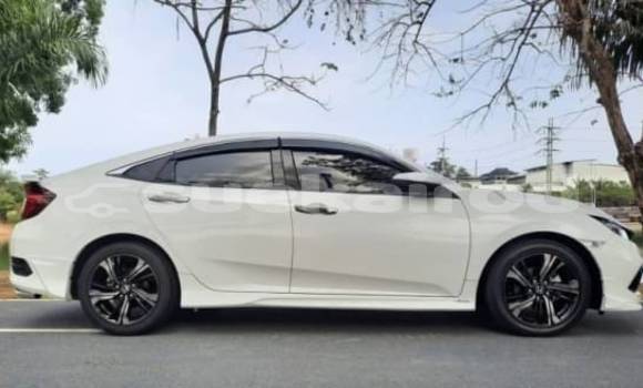 Buy Used Honda Civic White Car in Bangkok in Bangkok Buy Used Honda Civic White Car in Bangkok in Bangkok