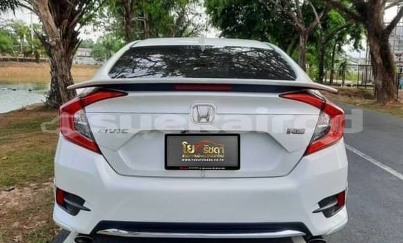 Buy Used Honda Civic White Car in Bangkok in Bangkok Buy Used Honda Civic White Car in Bangkok in Bangkok