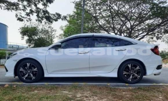 Buy Used Honda Civic White Car in Bangkok in Bangkok Buy Used Honda Civic White Car in Bangkok in Bangkok