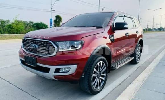 ซื้อ รถมือสอง Ford Everest สีแดง รถยนต์ ใน %{เมือง} ใน กรุงเทพมหานคร