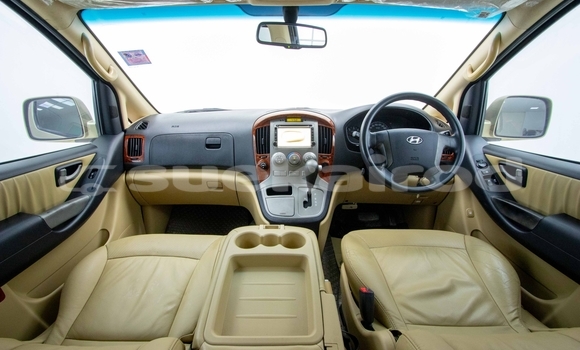 ซื้อ รถมือสอง Hyundai H1 สีน้ำตาล รถยนต์ ใน %{เมือง} ใน กรุงเทพมหานคร ซื้อ รถมือสอง Hyundai H1 สีน้ำตาล รถยนต์ ใน %{เมือง} ใน กรุงเทพมหานคร