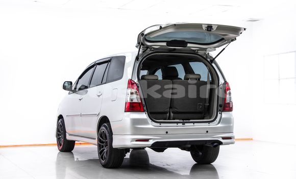 ซื้อ รถมือสอง Toyota Innova อื่น ๆ รถยนต์ ใน %{เมือง} ใน กรุงเทพมหานคร ซื้อ รถมือสอง Toyota Innova อื่น ๆ รถยนต์ ใน %{เมือง} ใน กรุงเทพมหานคร