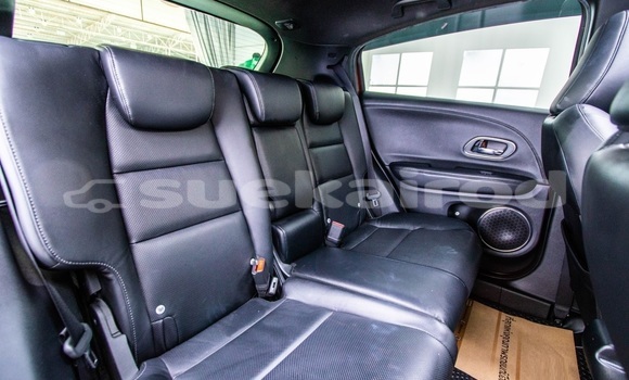 Buy Used Honda HR-V Red Car in Bangkok in Bangkok Buy Used Honda HR-V Red Car in Bangkok in Bangkok