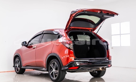 Buy Used Honda HR-V Red Car in Bangkok in Bangkok Buy Used Honda HR-V Red Car in Bangkok in Bangkok