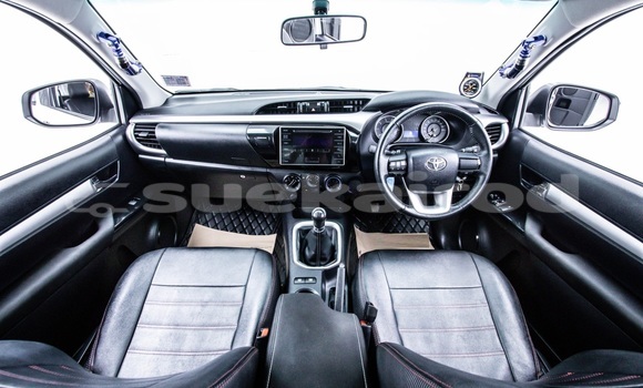 Buy Used Toyota Hiluxe Revo White Car in Bangkok in Bangkok Buy Used Toyota Hiluxe Revo White Car in Bangkok in Bangkok