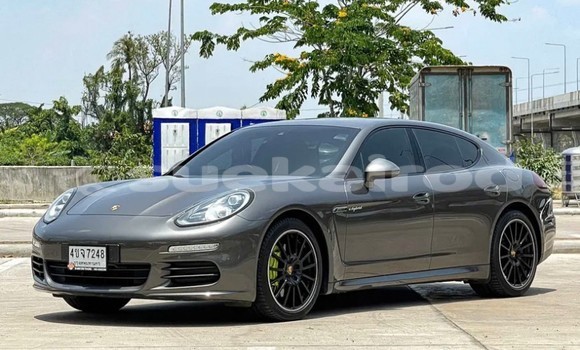 ซื้อ รถมือสอง Porsche Panamera อื่น ๆ รถยนต์ ใน %{เมือง} ใน กรุงเทพมหานคร