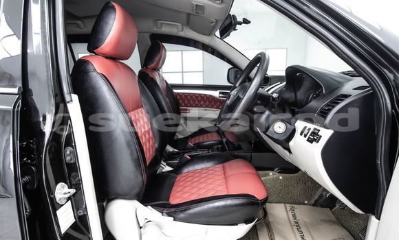 ซื้อ รถมือสอง Mitsubishi Pajero สีดำ รถยนต์ ใน %{เมือง} ใน กรุงเทพมหานคร ซื้อ รถมือสอง Mitsubishi Pajero สีดำ รถยนต์ ใน %{เมือง} ใน กรุงเทพมหานคร