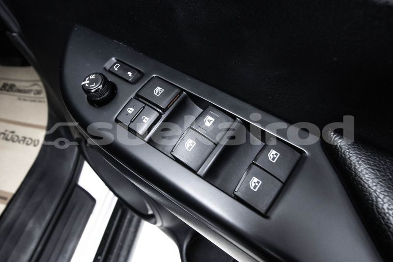 Big with watermark toyota hiluxe revo bangkok bangkok 60148