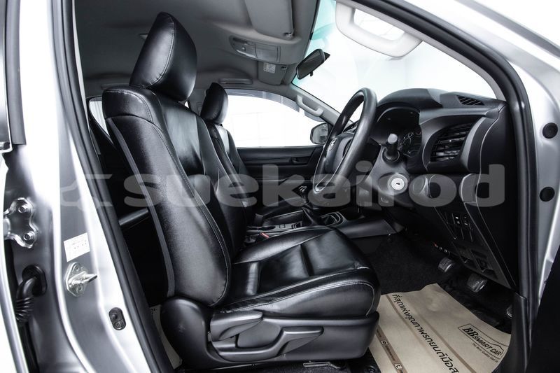 Big with watermark toyota hiluxe revo bangkok bangkok 60148