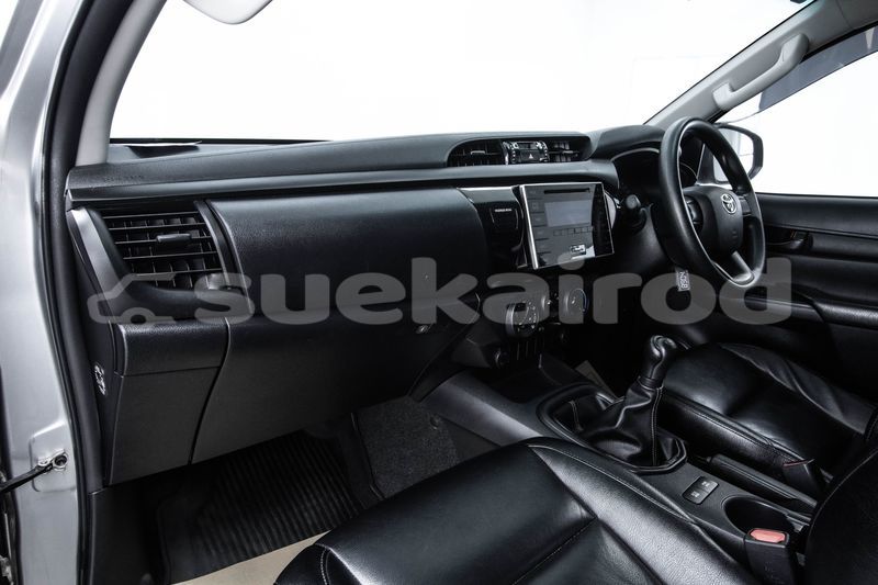 Big with watermark toyota hiluxe revo bangkok bangkok 60148