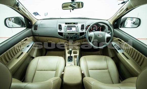 ซื้อ รถมือสอง Toyota Hiluxe VIGO ขาว รถยนต์ ใน %{เมือง} ใน กรุงเทพมหานคร ซื้อ รถมือสอง Toyota Hiluxe VIGO ขาว รถยนต์ ใน %{เมือง} ใน กรุงเทพมหานคร