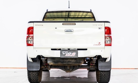 ซื้อ รถมือสอง Toyota Hiluxe VIGO ขาว รถยนต์ ใน %{เมือง} ใน กรุงเทพมหานคร ซื้อ รถมือสอง Toyota Hiluxe VIGO ขาว รถยนต์ ใน %{เมือง} ใน กรุงเทพมหานคร