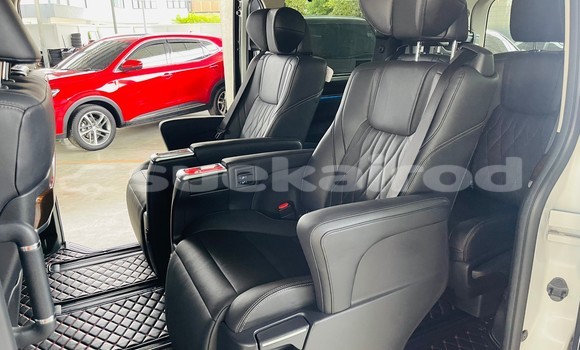 Buy Used Toyota Matrix White Car in Bangkok in Bangkok Buy Used Toyota Matrix White Car in Bangkok in Bangkok