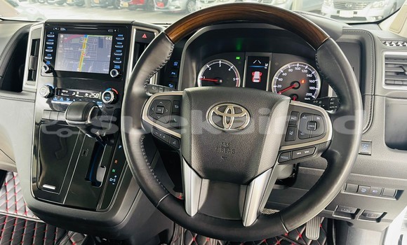 Buy Used Toyota Matrix White Car in Bangkok in Bangkok Buy Used Toyota Matrix White Car in Bangkok in Bangkok